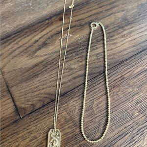 Elegant Gold Necklace Set